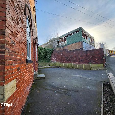 Entire Flat, Bright & Open With Own Entrance Apartment Leeds  Exterior photo